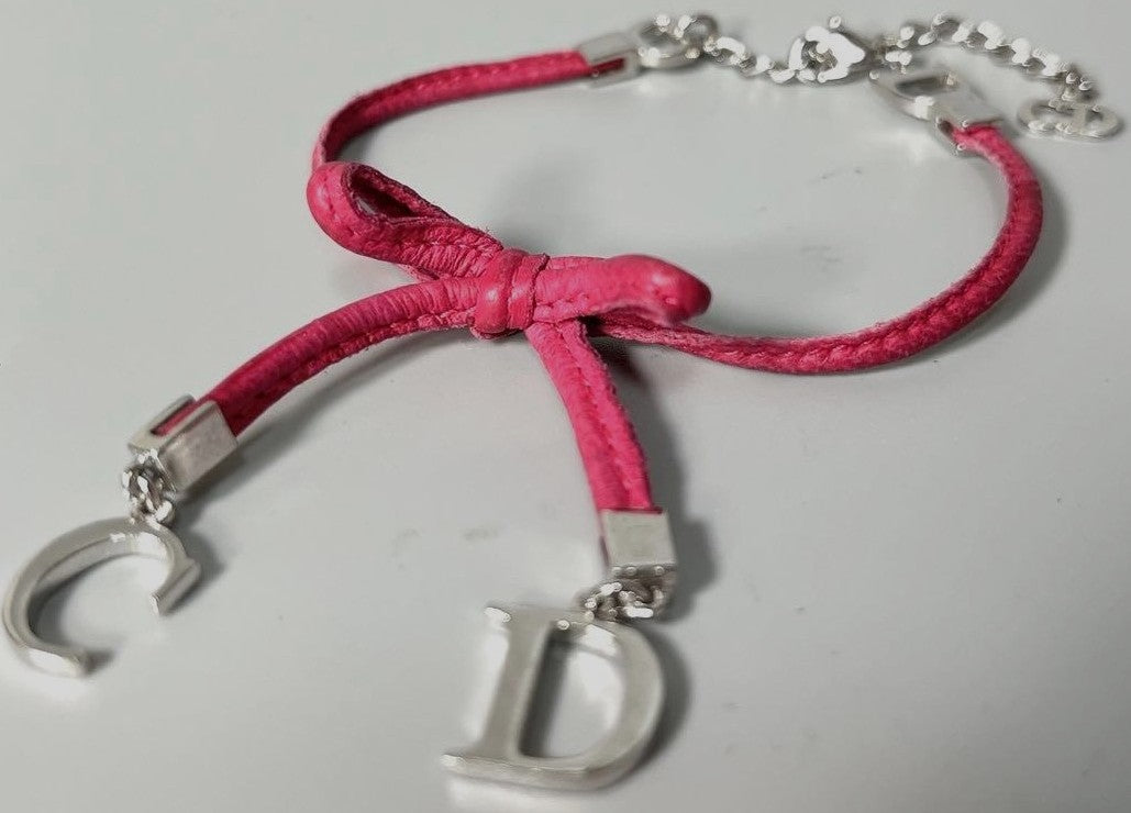 Christian Dior CD Logo Charm Leather Bow Bracelet Pink Silver Tone 6.7-8.7in