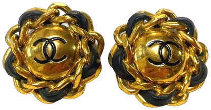 CHANEL CC Logo Chain Leather Clip-On Earrings Gold Black Large 4cm Vintage Used