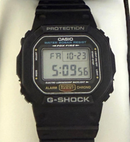 CASIO G-SHOCK DW-5600E Digital Mens Watch Black Resin Case Box Great Condition