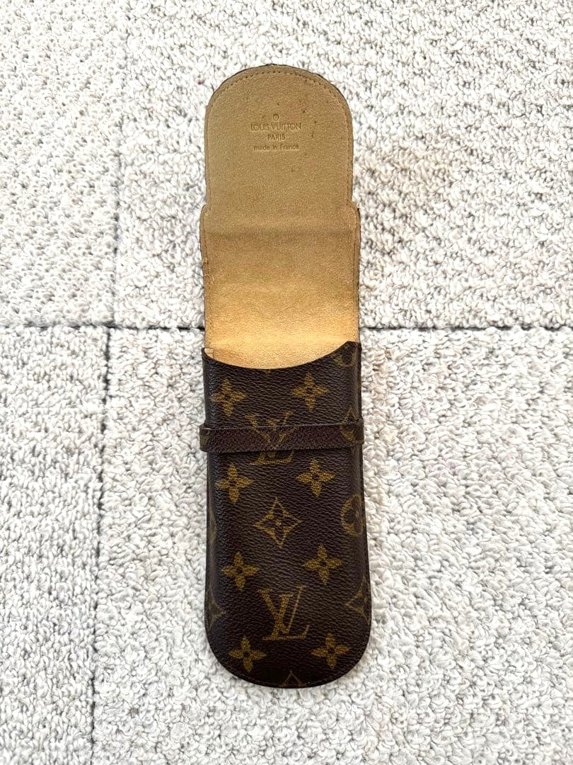 Louis Vuitton Etui Lunettes Glasses Case Monogram Brown Leather Made in France