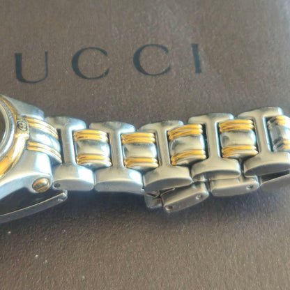 Gucci 9040L Gold Silver Tone Glitter Dial Date Quarts Watch Women With Box