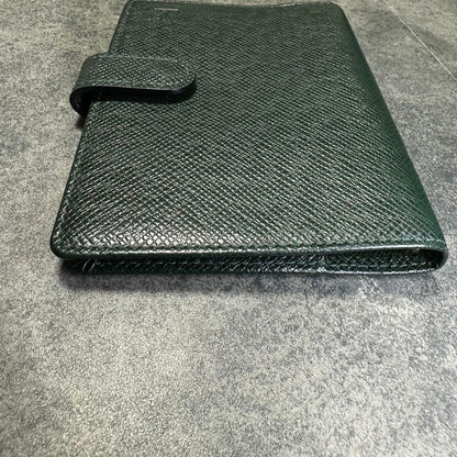 Authentic LOUIS VUITTON Taiga Agenda PM  Day Planner Cover Epicea CA0969