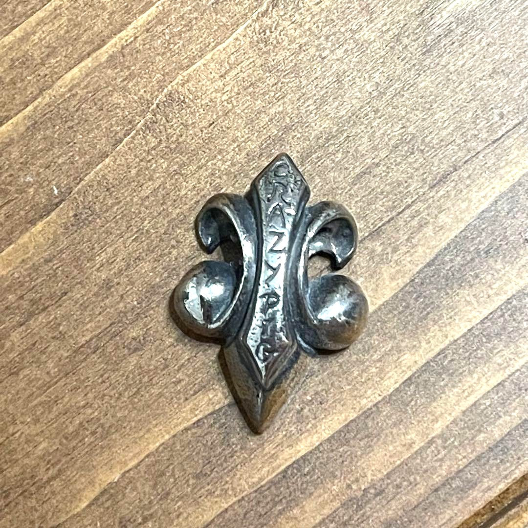 Crazy Pig Designs Fleur de Lis Pendant Top Sterling Silver 925 Model 625 London