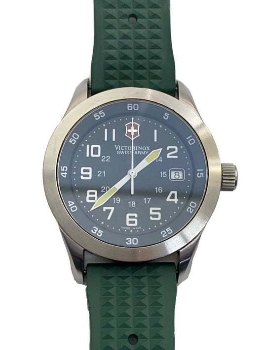 Victorinox Swiss Army Air Force V.25038 Quartz Date Watch Green Rubber Belt