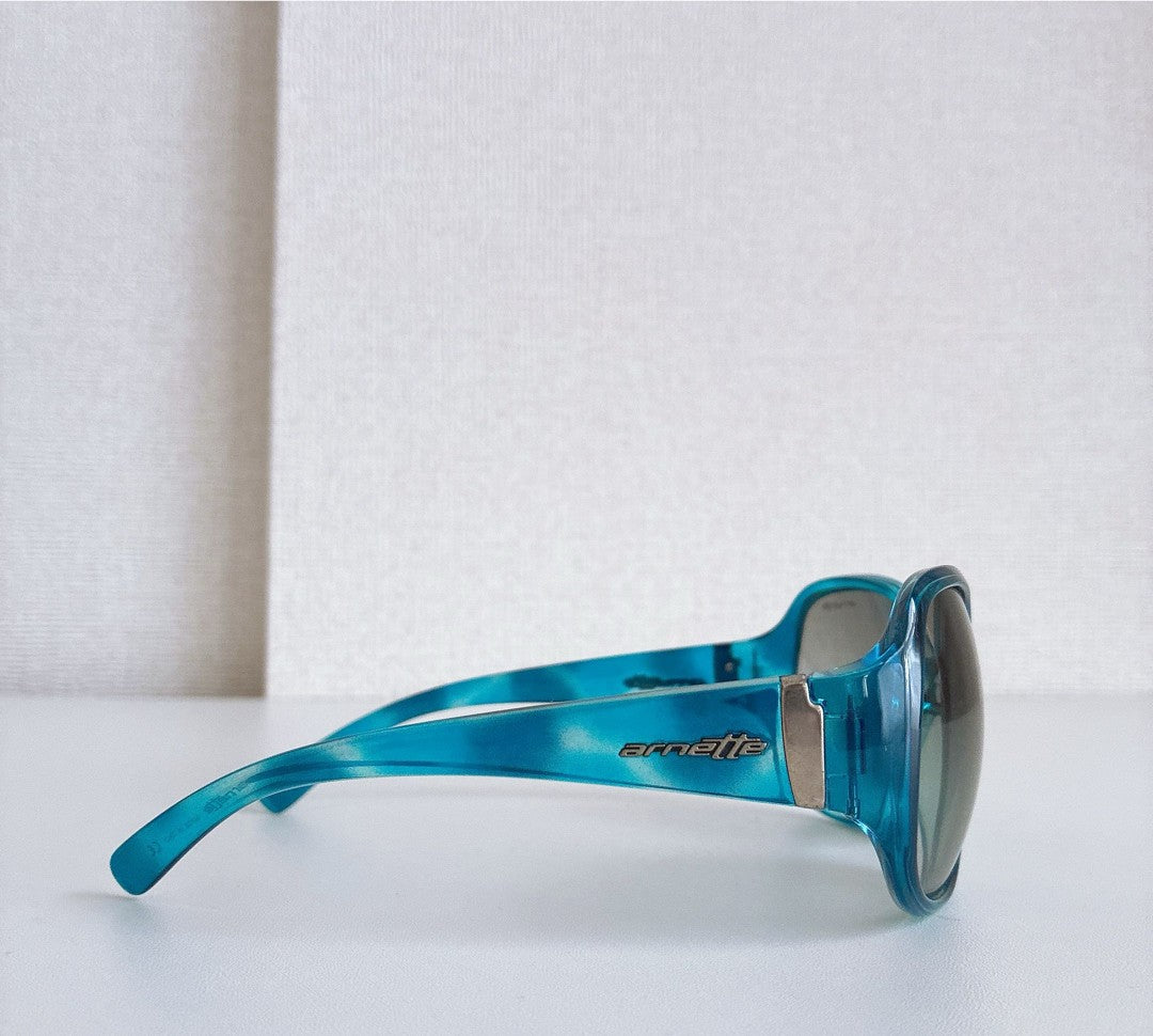 Arnette Y2K Oversized Sunglasses Clear Blue Gradient Lens Women Japan Vintage