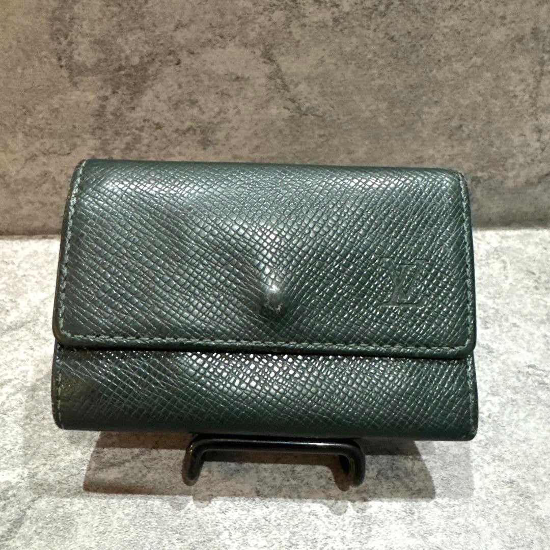 Louis Vuitton Authentic Taiga Leather Multicles Key Case Dark Green Used