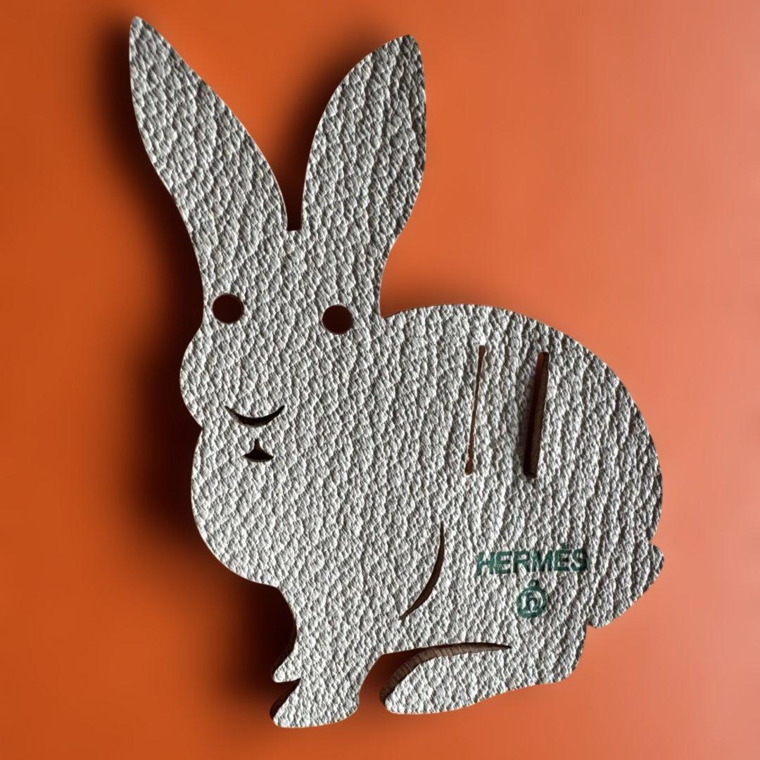 HERMES Rabbit Charm Leather Cutout Motif Ornament Gray Taurillon Clemence