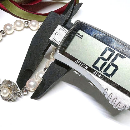 Akoya Pearl Silver Bracelet White 8.6-8.8mm Diamond-Cut Beads Elegant Japan