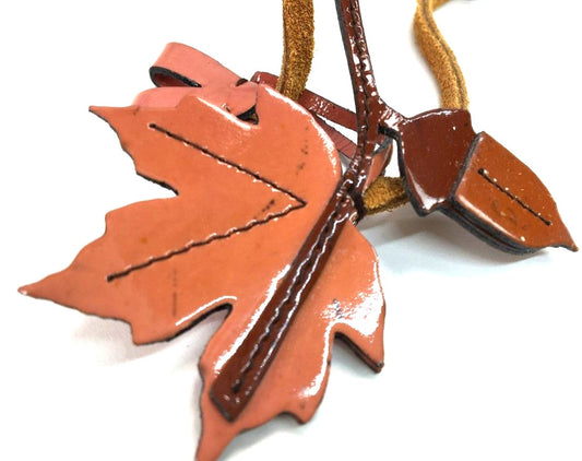 PRADA Romantic Forest Leather Lariat Necklace Brown Camel FW2017 Acorn Leaf Used